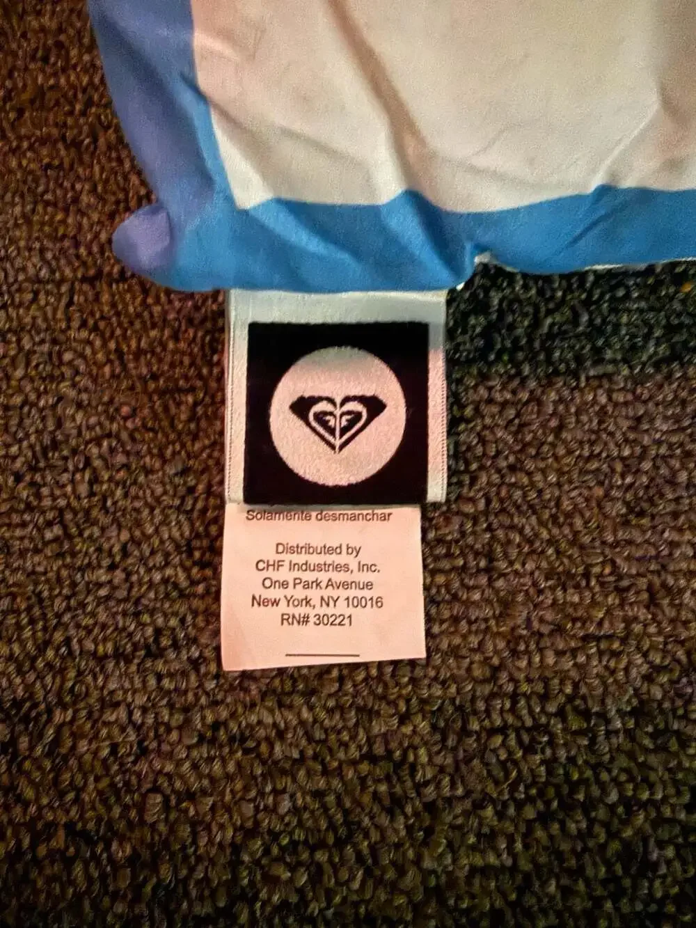 Roxy square throw